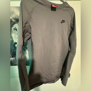Nike Men's Crewneck in Gray